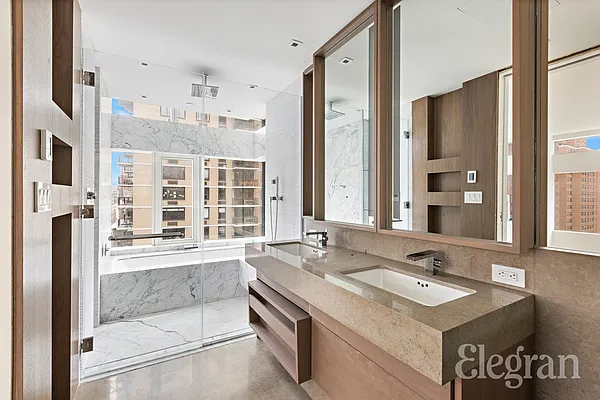 Rented by (Legacy) Elegran | media 5