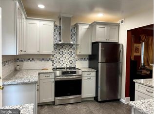 18 Thomas Ave, Bryn Mawr, PA 19010