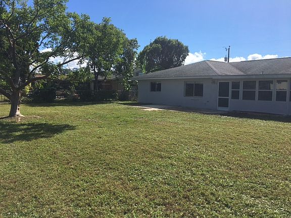 2nd image of 1417 SE 14th Ter