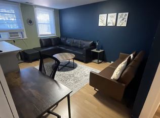 2818 N Ashland Ave #G, Chicago, IL 60657