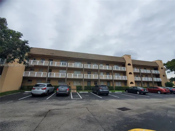 9360 Sunrise Lakes Blvd APT 102, Fort Lauderdale, FL 33322