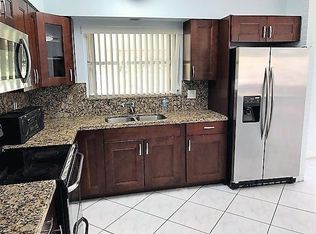 1812 N 43rd Ave, Hollywood, FL 33021