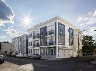 126 D St #5, Boston, MA 02127