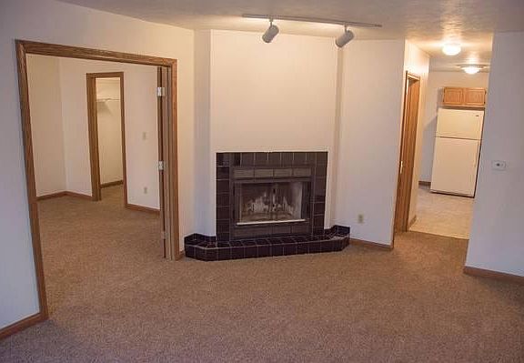3rd image of 5100 Club House Dr #2B-1Ba