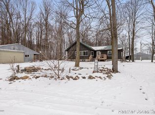 4350 Noddins Rd, Belding, MI 48809