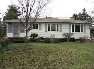 743 Turk Hill Rd, Fairport, NY 14450