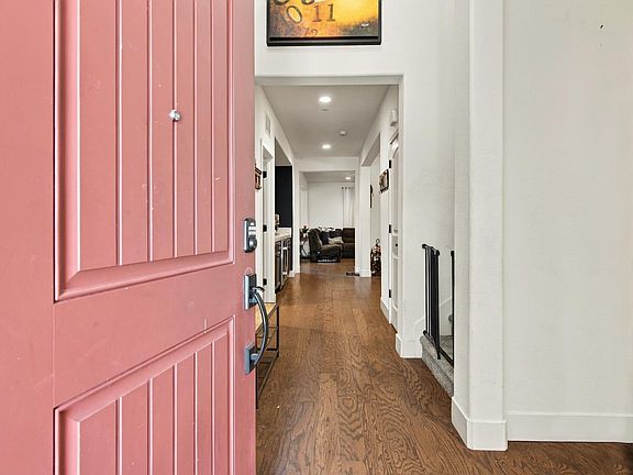 3rd image of 1655 Cady Ln