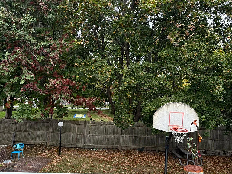 14 Zito Dr — Photo 11