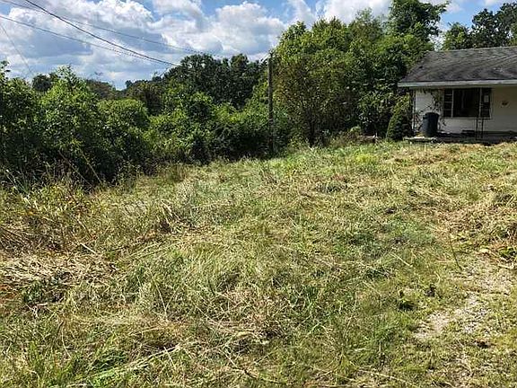 2nd image of 1713 County Road 2