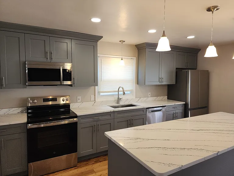 1331 Bayville St — Photo 42