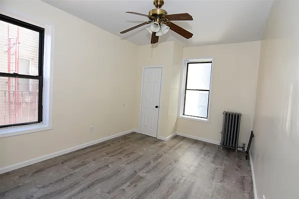 Rented by Web Realty Group Inc | media 2