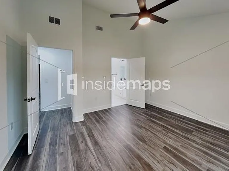 4075 Kessler Ter — Photo 15