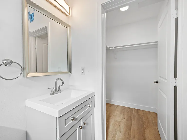 10936 S Osage Ave #A — Photo 20