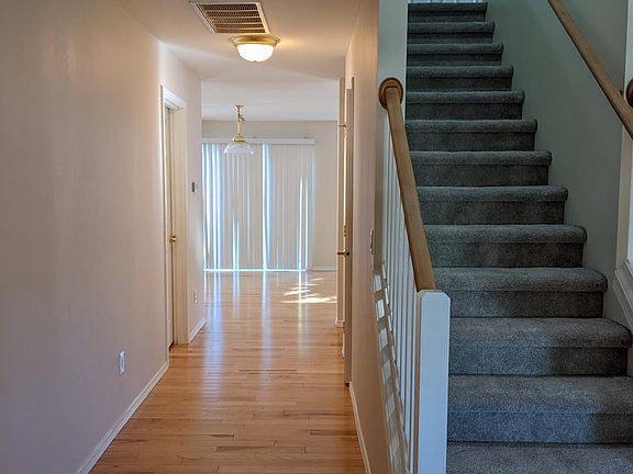 2nd image of 7311 Cottonwood Dr SE