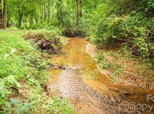 720 Saint Cloud Dr, Statesville, NC 28625