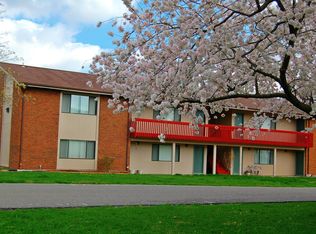 531 Williamsburg Dr APT D, Belleville, IL 62221