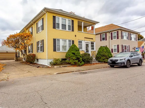 39-37 Littlefield St, Pawtucket, RI 02861