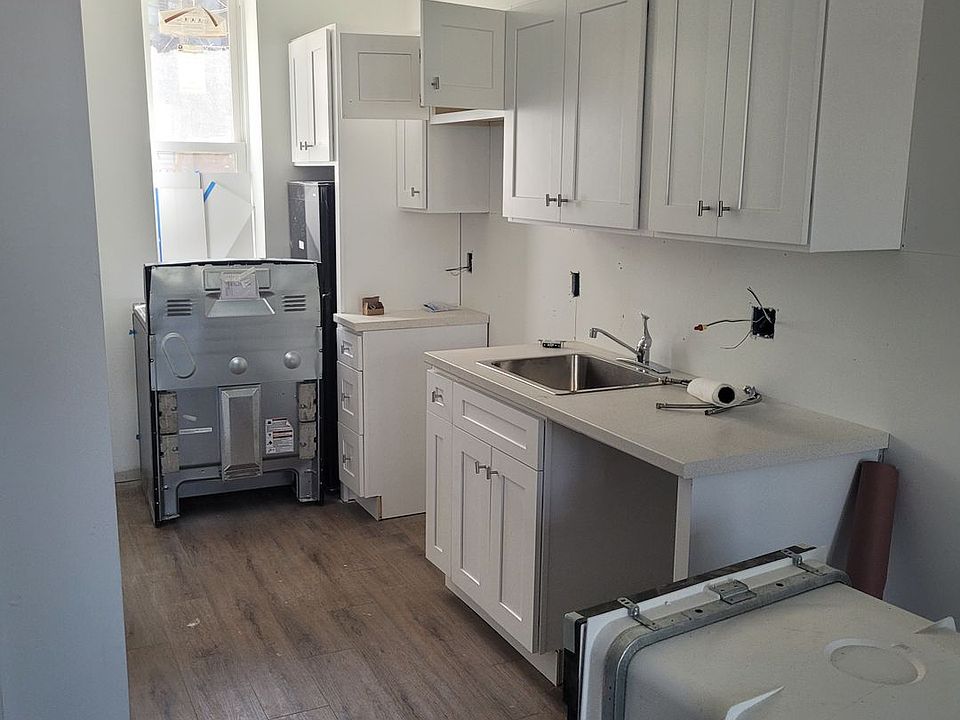 1st image of 1412 Windrim Ave #3