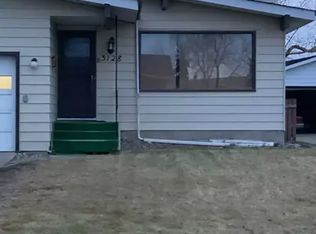 3128 67th St NW #1A, Edmonton, AB T6K1L9