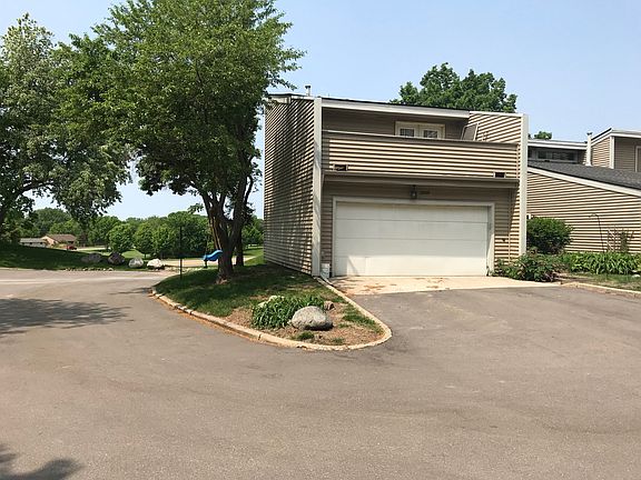 3rd image of 13769 Heywood Ct