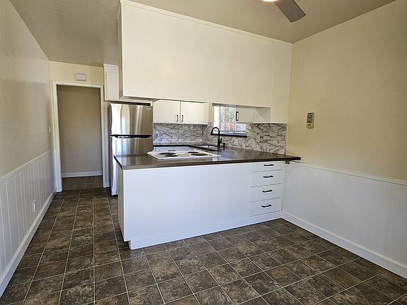 3rd image of 1240 Klee Ct