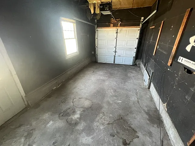 1902 S English St — Photo 10