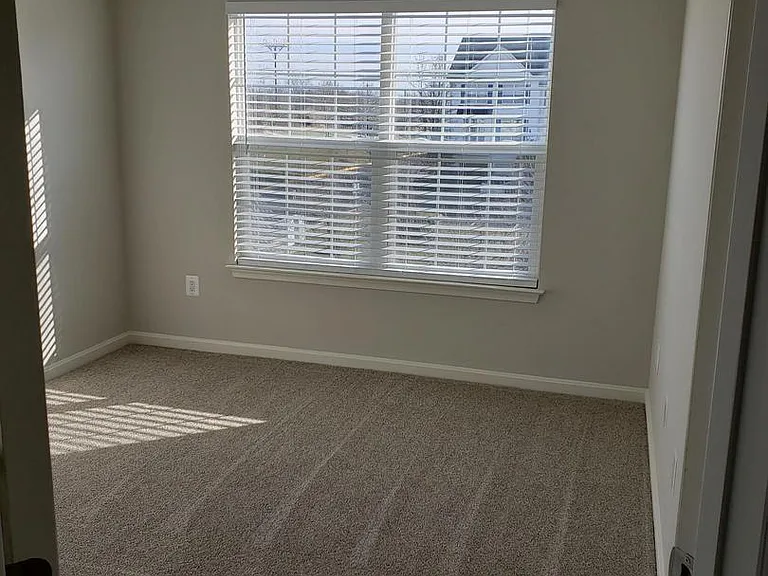 4804 Tothill Dr — Photo 12