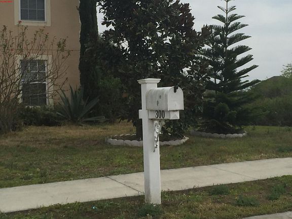 2nd image of 300 Fish Hawk Dr
