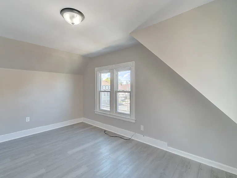 280 Lombard St #3 — Photo 6