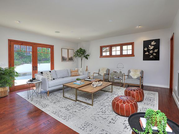 5th image of 1010 Belmonte Dr
