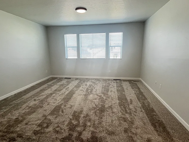 6285 W Karpathos St — Photo 42