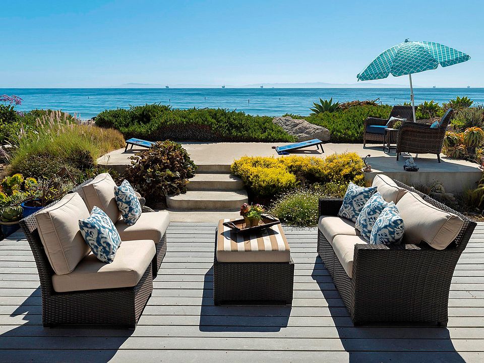 Seaside deck