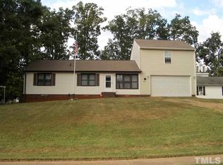 471 McPherson Dr, Mebane, NC 27302