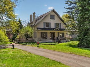 64 Jerseyville Rd W, Hamilton, ON L9G1A2