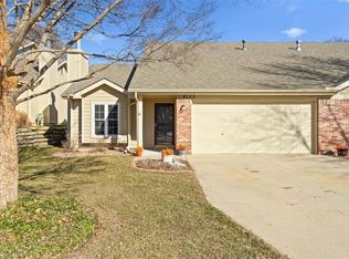 4102 W 26th Ter, Lawrence, KS 66047