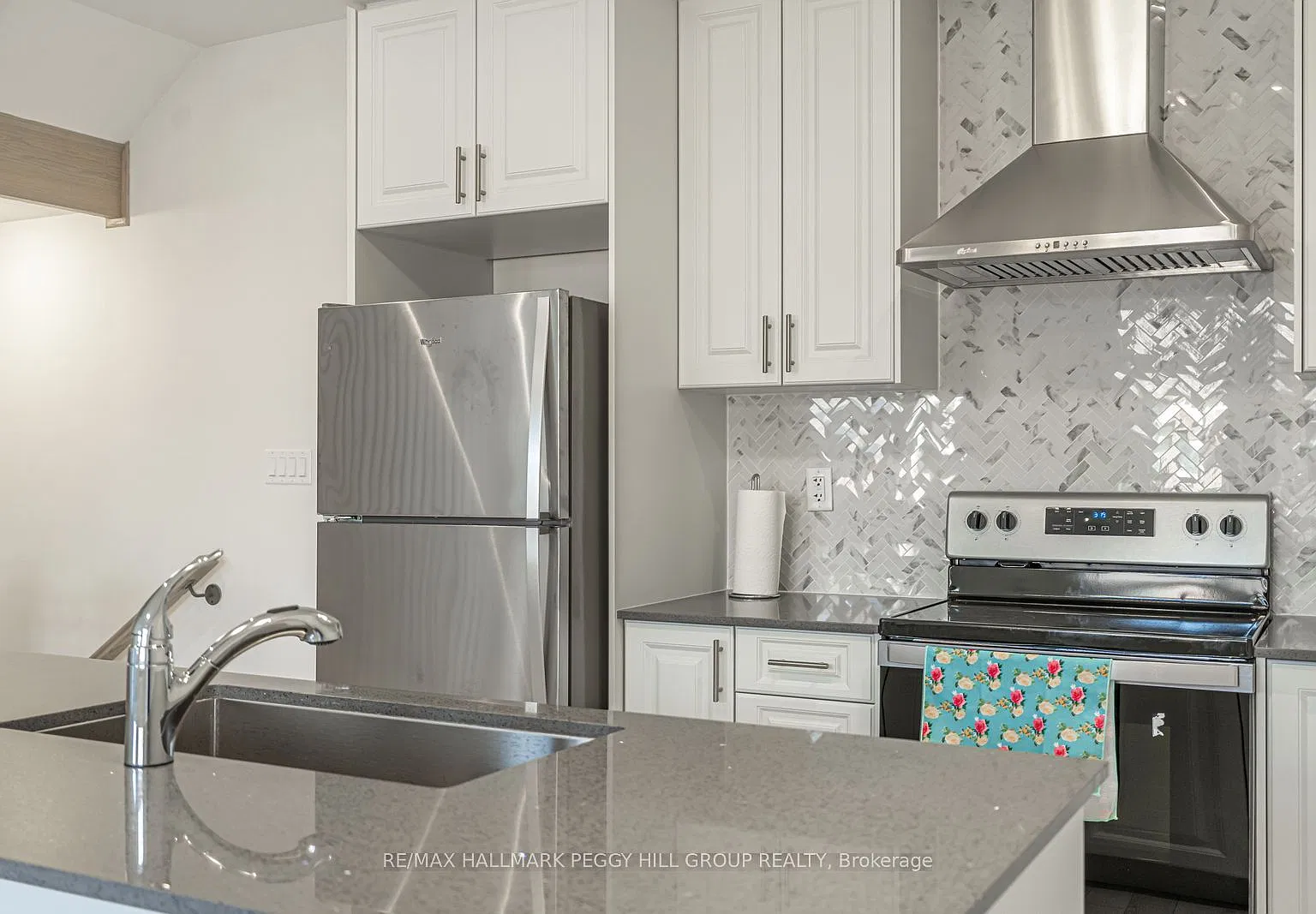 2 bed, $2,300 — Photo 3