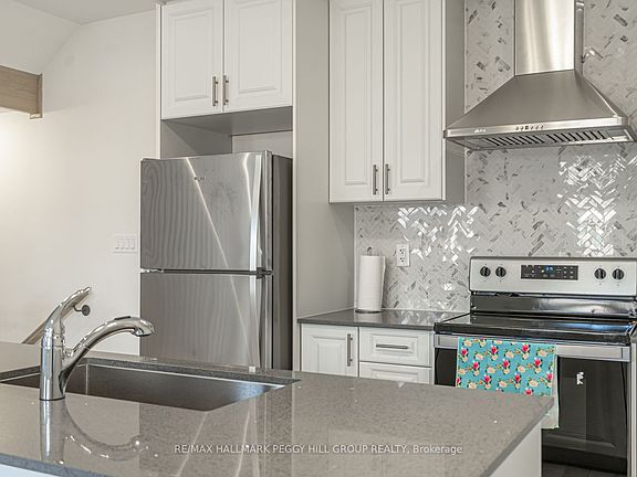 3rd image of 31 Bluebird Ln