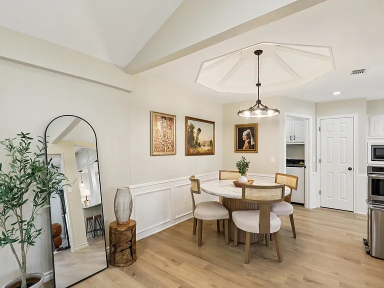 2732 Deep Valley Trl — Photo 5