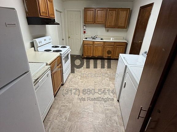 3rd image of 315 E 11th St