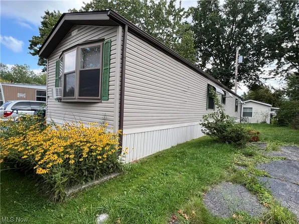 170 Honey Ave, Amherst, OH 44001