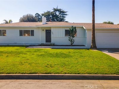 383 E Mesa Dr, Rialto, CA, 92376