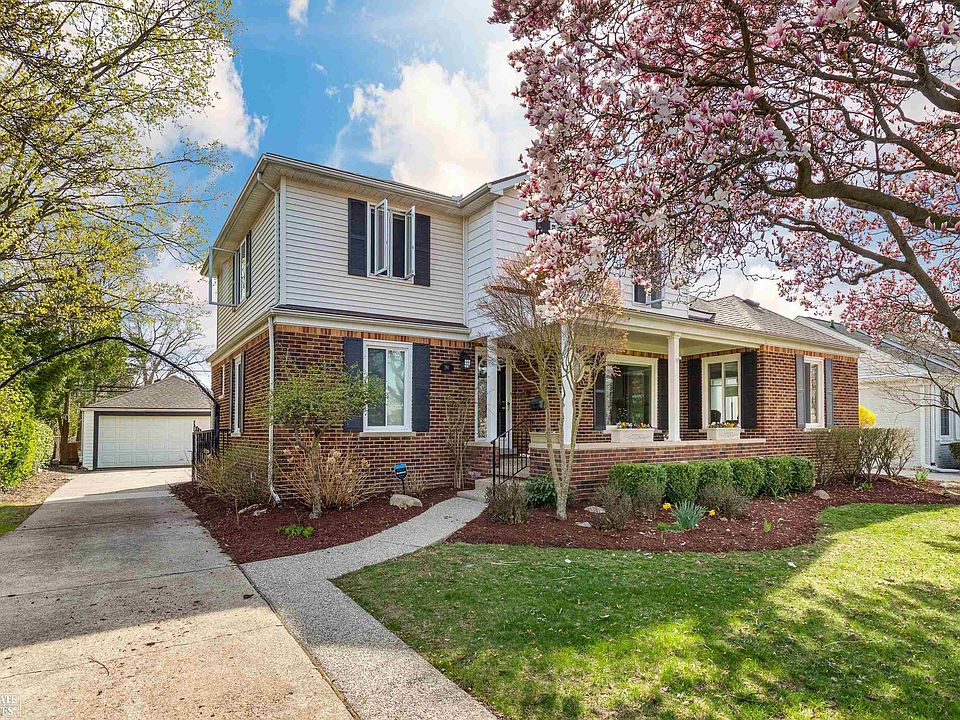 791 Roslyn Rd, Grosse Pointe Woods, MI 48236 Zillow