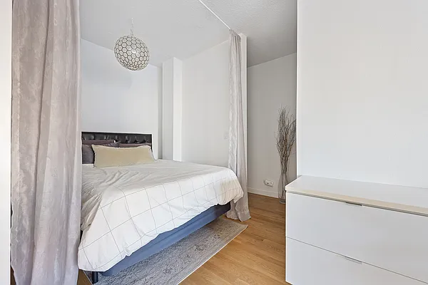 Rented by Corcoran | media 9