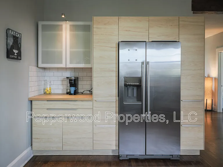 519 E Main St #1-8 — Photo 9