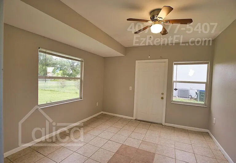 6667 Carovel Ave — Photo 27