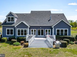 58 Outrigger Point Dr, Heathsville, VA 22473