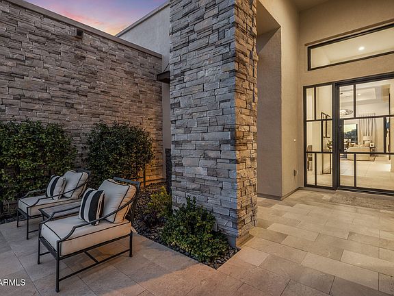 3rd image of 28712 N SUMMIT SPRINGS Road