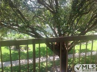3400 Gardens East Dr APT 1B, Palm Beach Gardens, FL 33410