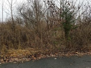 Fairhaven Ct, Hopewell junction, NY 12533