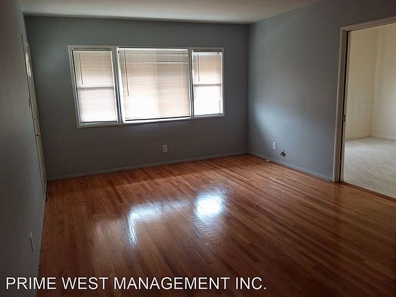 5th image of 4605 Eagle Rock Blvd #8